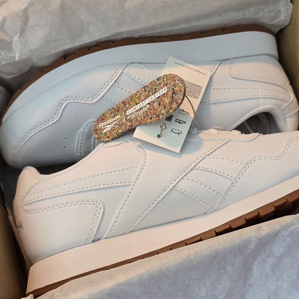 New Reebok White and Brown Sneakers with Gum Sole 7.5 MENS